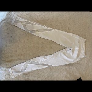 Lululemon Special Edition Mesh Wunder Under